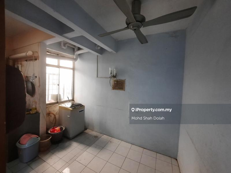 Rumah Bandar untuk Dijual di Taman Sinaran, Kajang oleh Mohd Shah Dolah - iProperty.com.my