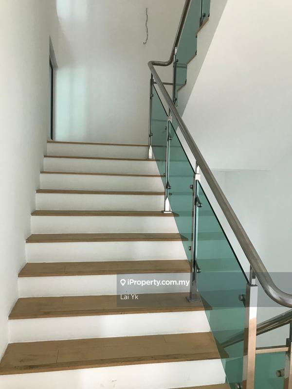 Rumah Berkembar untuk Dijual di Putra Heights, Subang Jaya oleh Lai Yk - iProperty.com.my