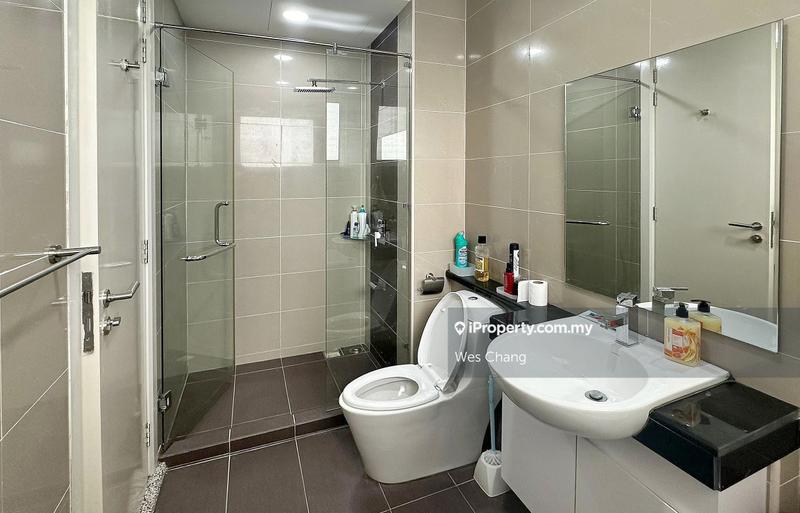 Kondominium untuk Dijual di Surian Residences oleh Wes Chang - iProperty.com.my