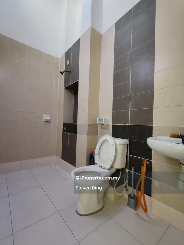 Rumah Teres 2-Tingkat untuk Dijual di Setia Indah, Setia Alam oleh Steven Ding - Bathroom - iProperty.com.my