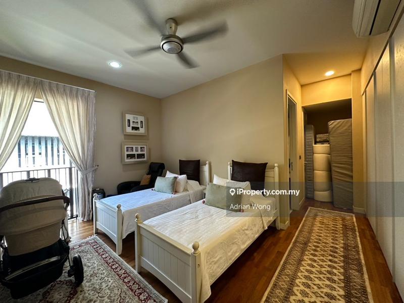 Kondominium untuk Dijual di Dedaun Condominium oleh Adrian Wong - iProperty.com.my