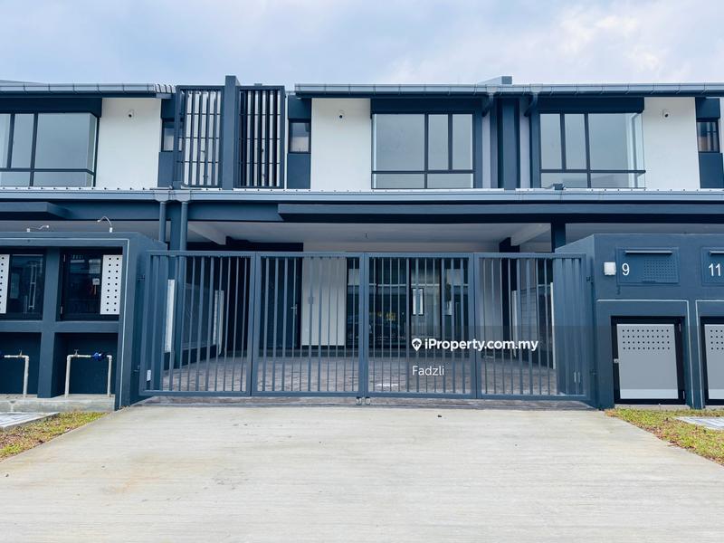 2-storey Terraced House untuk Dijual di Bandar Bukit Raja, Klang oleh Fadzli - iProperty.com.my