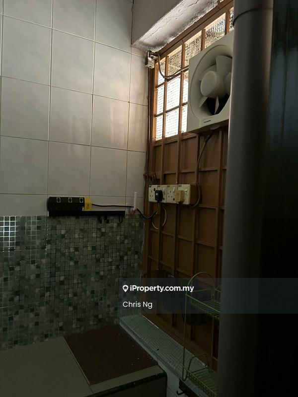 Apartment for Sale in Pangsapuri Sri Kemuning by Chris Ng - iProperty.com.my