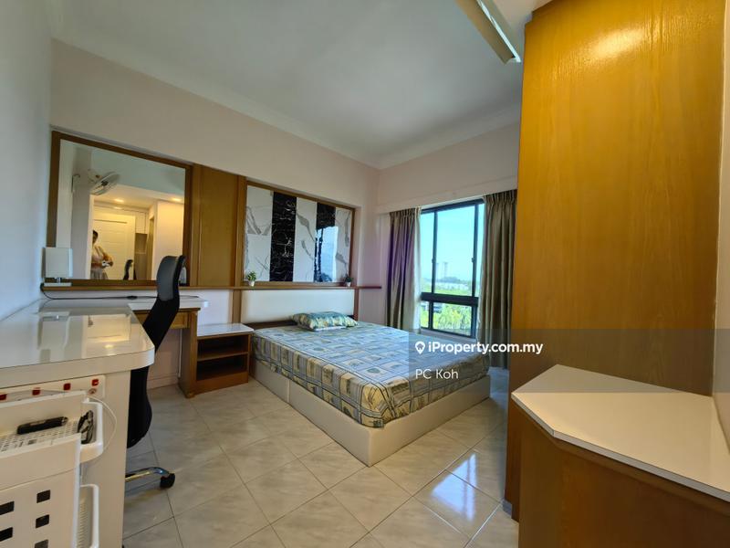 Kondominium untuk Dijual di Selat Horizon Condominium oleh PC Koh - iProperty.com.my