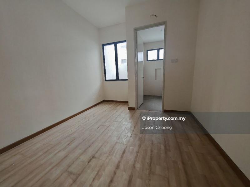 Rumah Teres 3-Tingkat untuk Dijual di Taman Anggun 3, Rawang oleh Joson Choong - iProperty.com.my