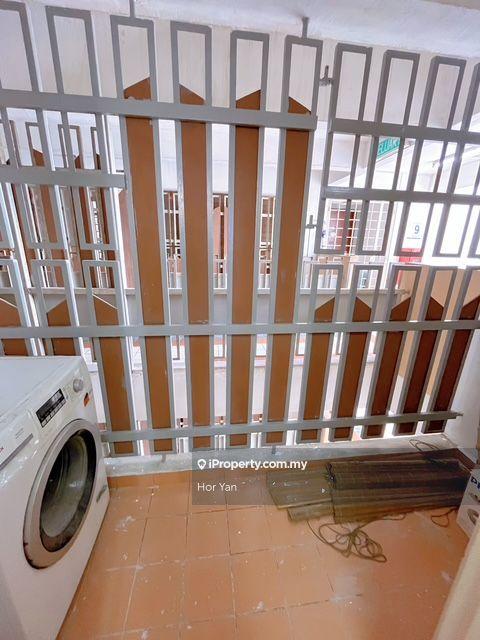 Kondominium untuk Dijual di Perdana Exclusive oleh Hor Yan - iProperty.com.my