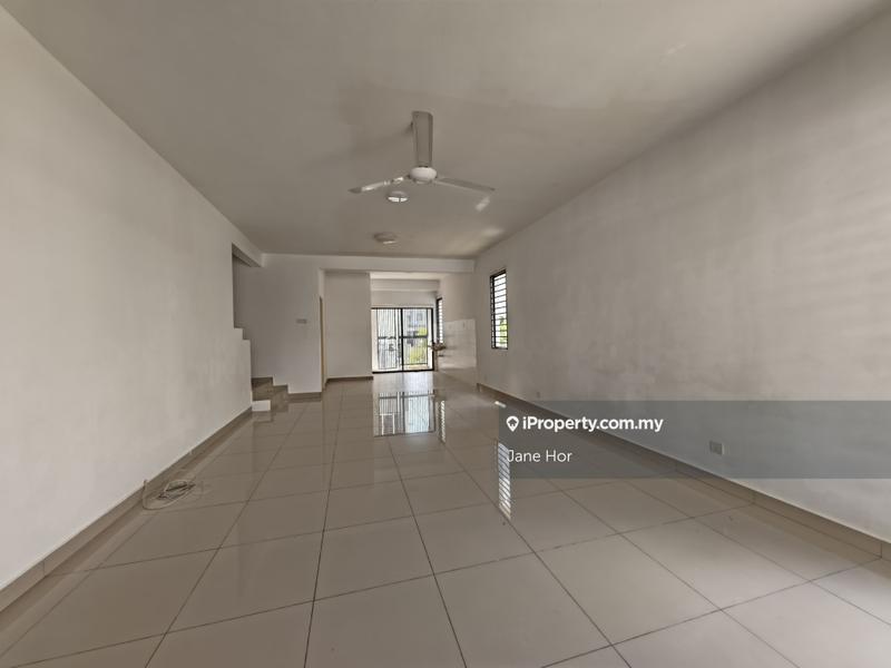 Townhouse for Sale in Puchong, Selangor by Jane Hor - iProperty.com.my