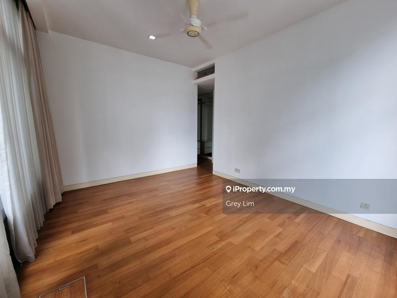 Condominium for Sale in Condominium @ The Troika by Grey Lim - iProperty.com.my