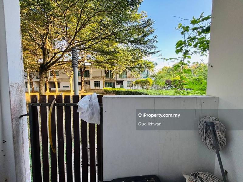 Rumah Berangkai 2 Tingkat untuk Dijual di Perdana Lakeview East, Cyberjaya oleh Qud Ikhwan - iProperty.com.my