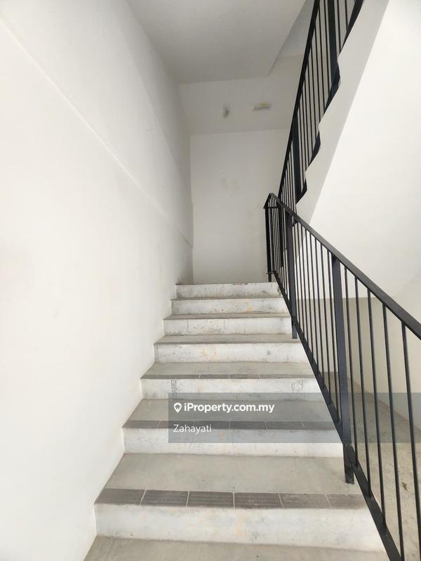 Warehouse for Sale in Sungai Buloh, Selangor by Zahayati - iProperty.com.my