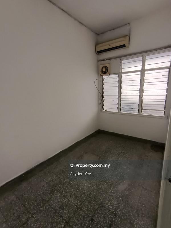 2-storey Terraced House for Sale in Taman Overseas Union (Taman Oug), Jalan Klang Lama (Old Klang Road) by Jayden Yee - iProperty.com.my