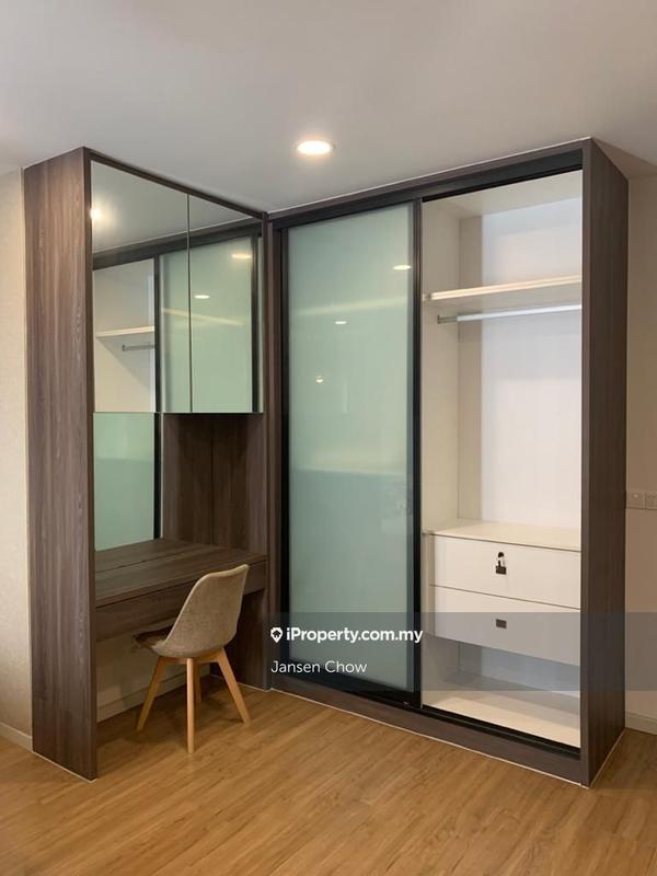 Rumah Bandar untuk Dijual di Taman Bukit Serdang, Seri Kembangan oleh Jansen Chow - iProperty.com.my