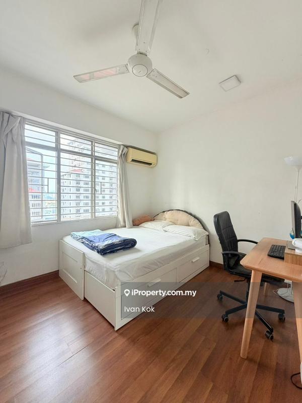 Condominium for Sale in Kelana Puteri by Ivan Kok - Bedroom - iProperty.com.my
