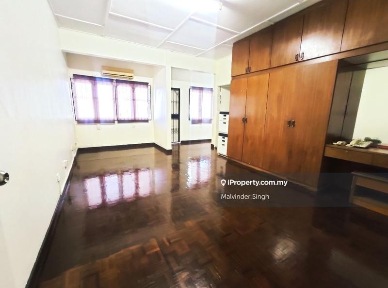 Bungalow House for Sale in Ampang Jaya, Ampang by Mel Walia - iProperty.com.my