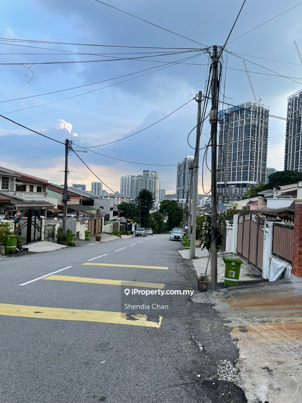Rumah Berangkai 2 Tingkat untuk Dijual di Taman Seputeh, Seputeh oleh Shendia Chan - iProperty.com.my