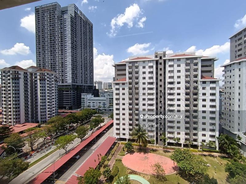 For Sale - Kelana Puteri