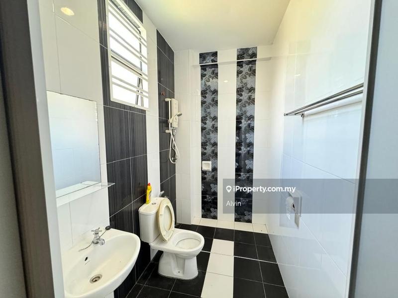 Semi-Detached House for Rent in Corner Semi D Taman Desa Idaman, Durian Tunggal by Alvin - iProperty.com.my
