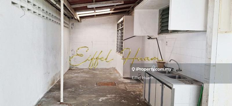 Rumah Berkembar untuk Dijual di Tanjung Bungah, Penang oleh Eiffel Huam - iProperty.com.my