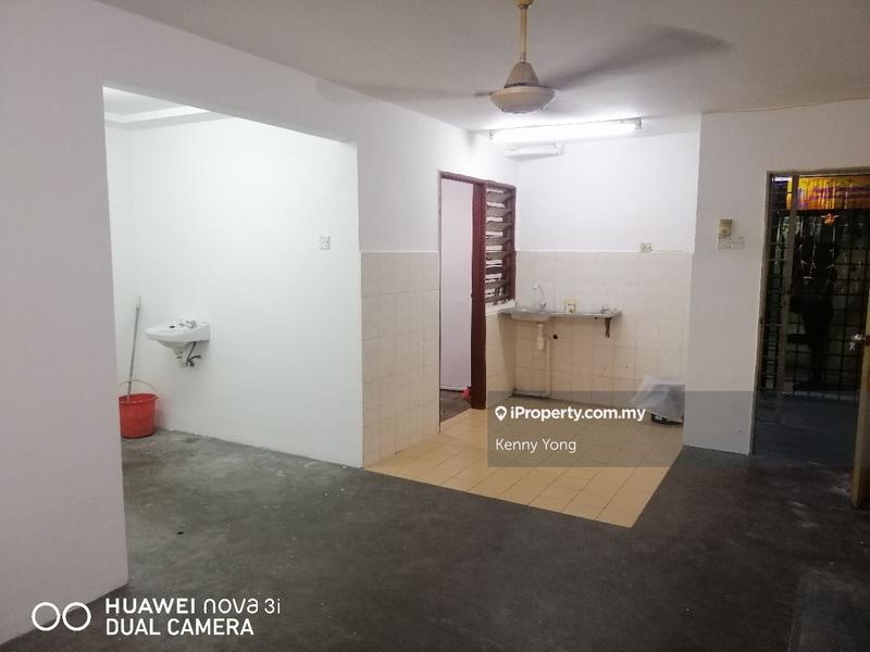 Apartment for Sale in Damansara Bistari by Kenny Yong - iProperty.com.my