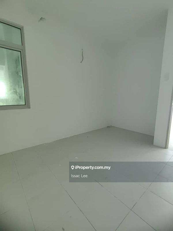 Condominium for Sale in 10 Island Resort by Issac Lee - iProperty.com.my