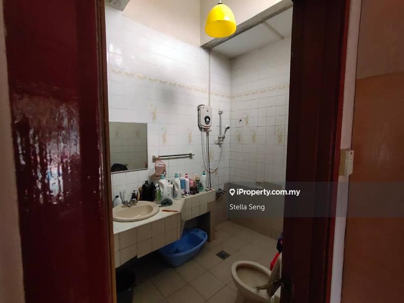 Rumah Berkembar untuk Dijual di Usj 5, Subang Jaya oleh Stella Seng - iProperty.com.my