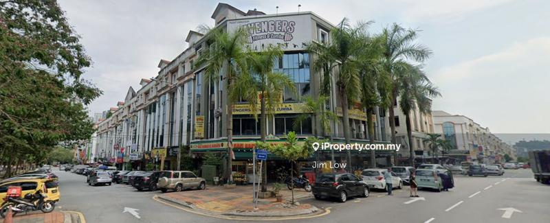 For Sale - Medan Putra Menjalara , good / prime location for investment or own use
