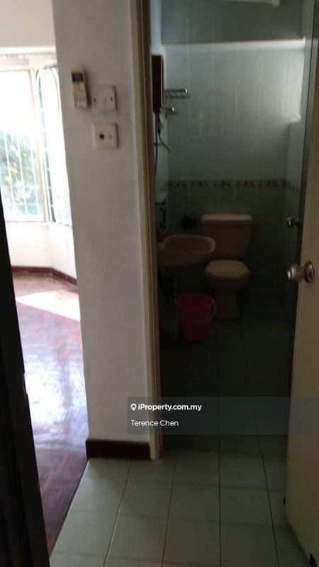 Apartment for Sale in Subang Ville Ehsan by Terence Chen - Bathroom - iProperty.com.my