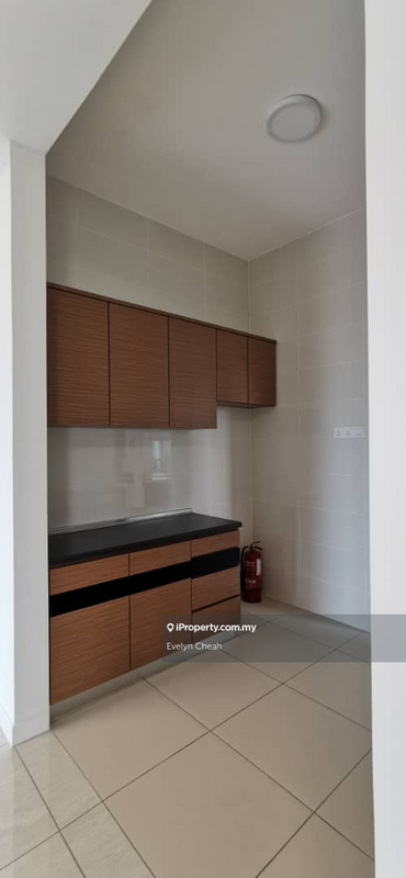 For Sale - Sky Condominium (Skyz Residence)