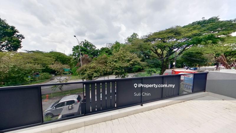 Rumah Berangkai 2 Tingkat untuk Dijual di Taman Bukit Desa, Taman Desa oleh Suli Chin - iProperty.com.my