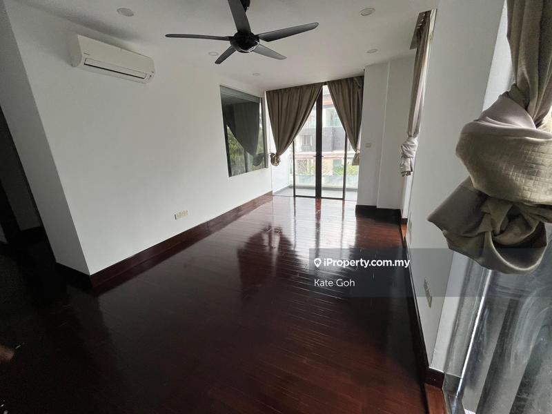 Rumah Berkembar untuk Dijual di Perdana Lakeview East, Cyberjaya oleh Kate Goh - iProperty.com.my