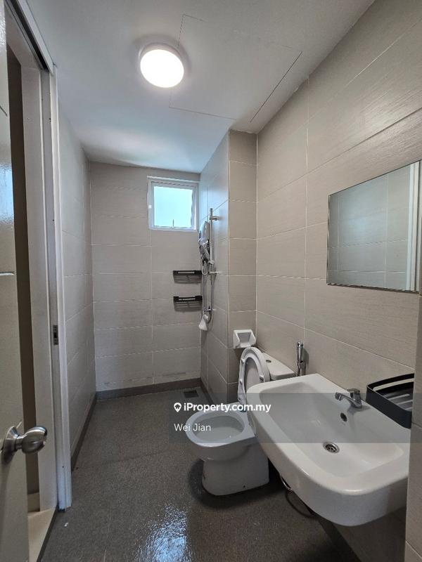 Condominium for Rent in The Regina by Wei Jian - iProperty.com.my