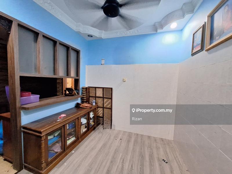 Semi-Detached House for Sale in Taman Bukit Dahlia, Pasir Gudang by Rizan - iProperty.com.my