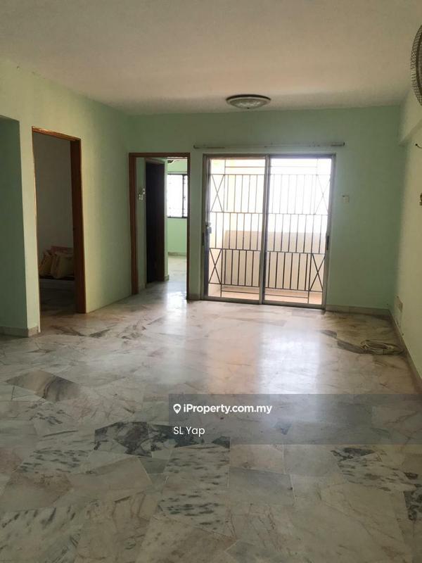 Condominium for Sale in Bukit Winner (Winner Heights) by SL Yap - Living Room - iProperty.com.my