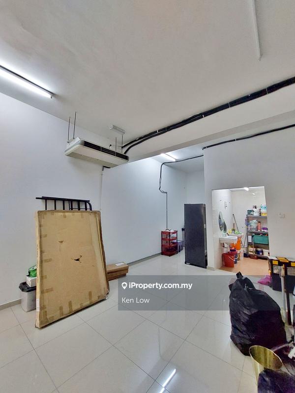 Shop for Sale in Taman Berjaya, Kajang by Ken Low - iProperty.com.my