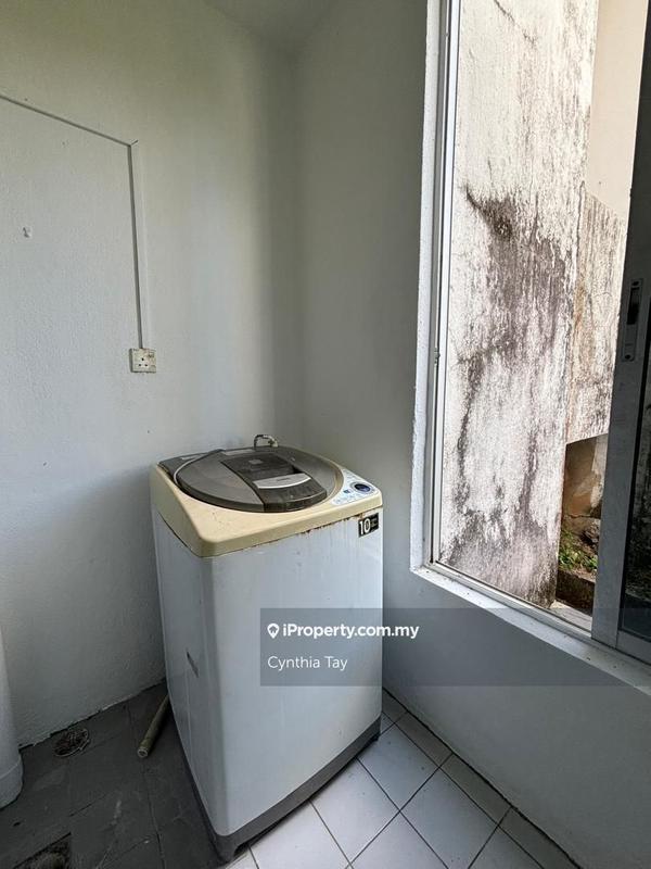 Apartment for Sale in Spanish Villa by Cynthia Tay - iProperty.com.my