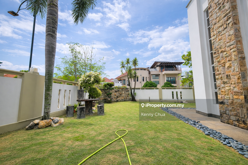 For Sale - Glenmarie Courts