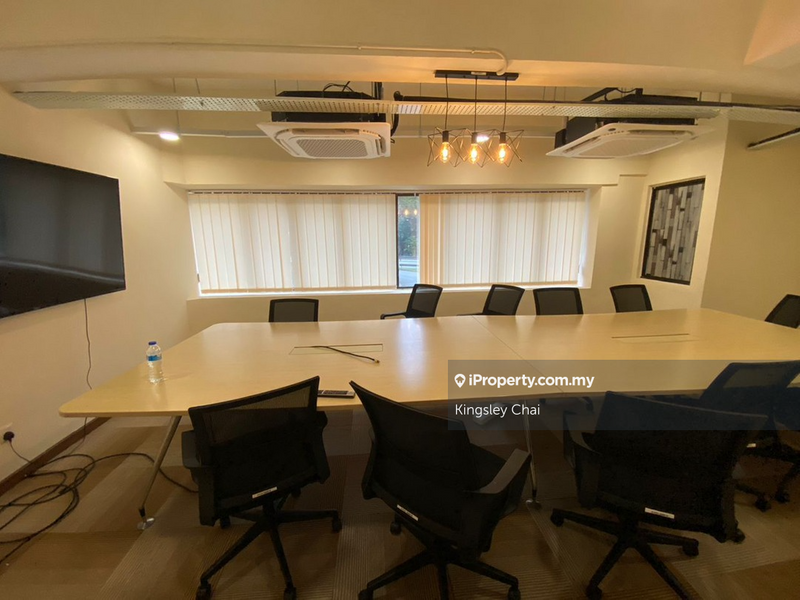 For Sale - ROI 6% 4 Storey Corner Shop Freehold, Full Furnished, Seksyen 22 , Shah Alam