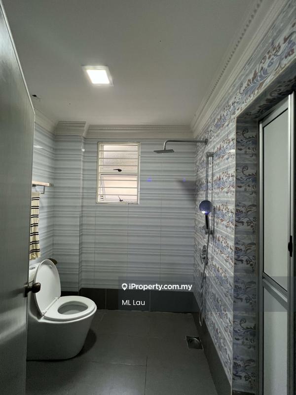 Rumah Berangkai 2.5 Tingkat untuk Dijual di Taman Desa, Kuala Lumpur oleh Lau Mee Ling - Bathroom - iProperty.com.my