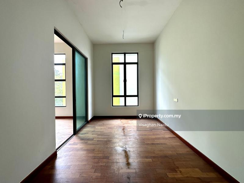 Bungalow House for Sale in Bandar Country Homes, Rawang by Visaghan Naidu - iProperty.com.my