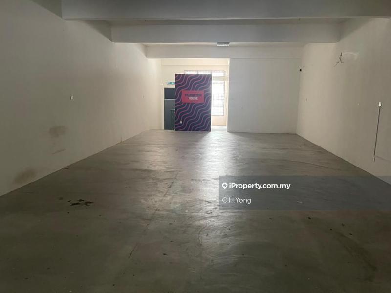 Kedai untuk Dijual di Taman Puncak Jalil, Seri Kembangan oleh C.H.Yong - iProperty.com.my