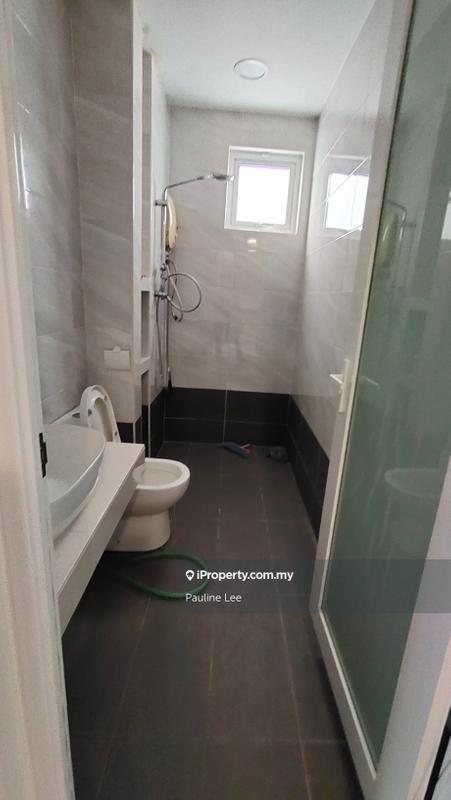 Rumah Teres 2-Tingkat untuk Dijual di Taman Lestari Putra, Seri Kembangan oleh Pauline Lee - iProperty.com.my