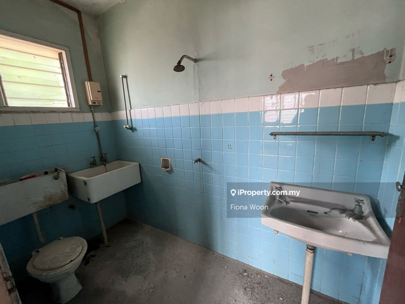 Bungalow House for Sale in Taman Melaka Raya, Melaka City by Fiona Woon - iProperty.com.my