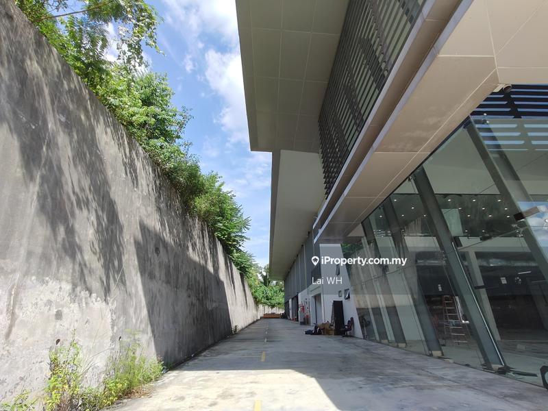 For Rent - Batu 11 Cheras Warehouse Facing Main Road For Rent, KPB Kawasan Perindustrian, Taming Jaya