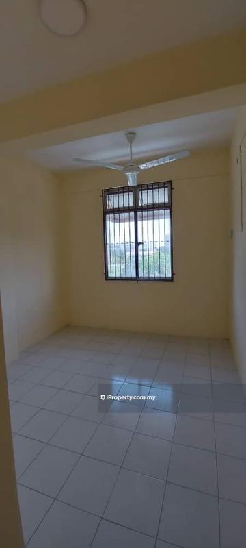 Flat for Rent in Halaman Damai by Kevin Kwan - iProperty.com.my