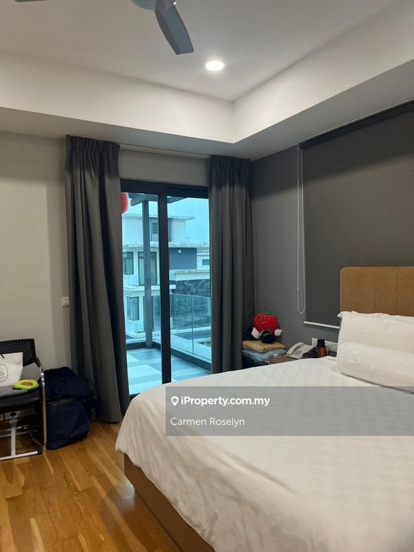 Bungalow House for Sale in Taman Sains Selangor, Kota Damansara by Carmen Roselyn - iProperty.com.my