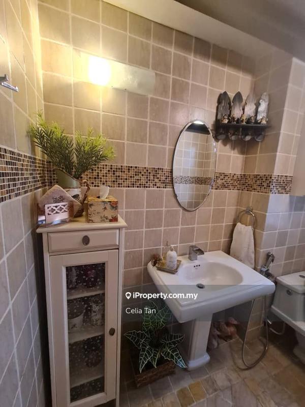 Rumah Berangkai 2 Tingkat untuk Dijual di Usj 11, Subang Jaya oleh Celia Tan - iProperty.com.my