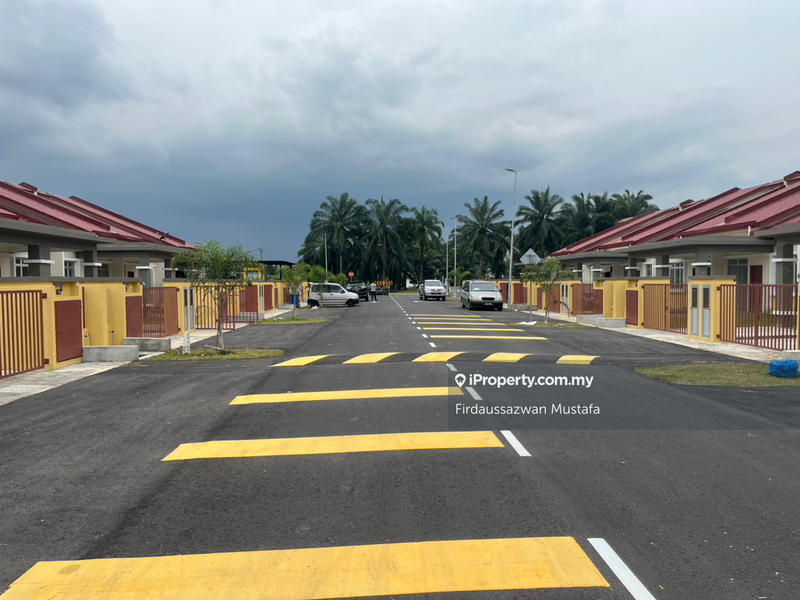 Rumah Berangkai 1 Tingkat untuk Dijual di Taman Satria, Telok Panglima Garang oleh Firdaussazwan Mustafa - iProperty.com.my