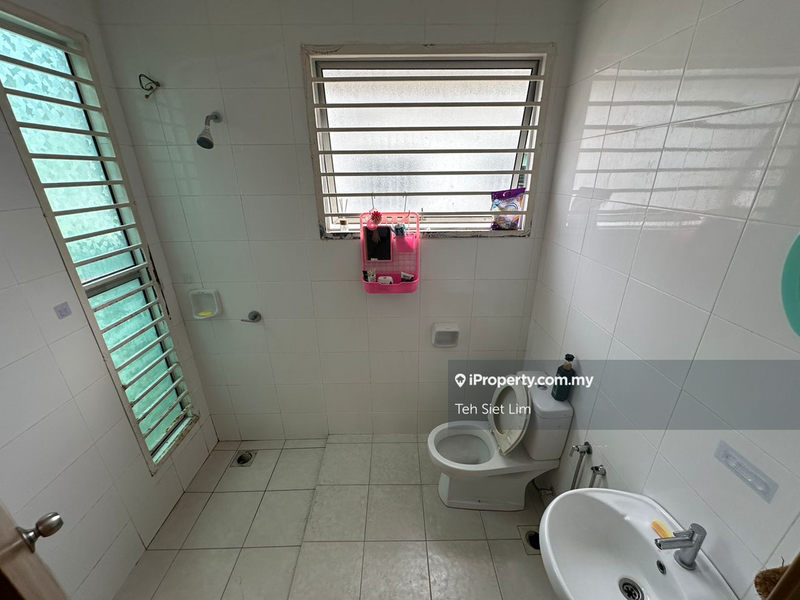 Rumah Berkembar untuk Dijual di Taman Anggun, Rawang oleh Teh Siet Lim - iProperty.com.my