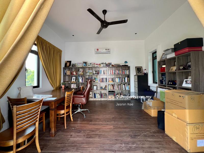 Bungalow House for Sale in Perdana Lakeview East, Cyberjaya by Jesnin Kee - iProperty.com.my