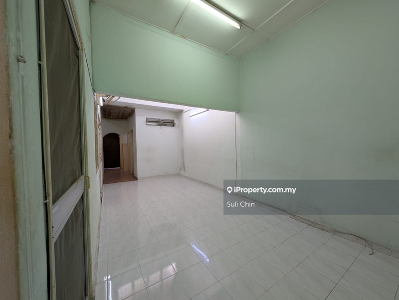 1-storey Terraced House for Sale in Taman Overseas Union (Taman Oug), Jalan Klang Lama (Old Klang Road) by Suli Chin - iProperty.com.my